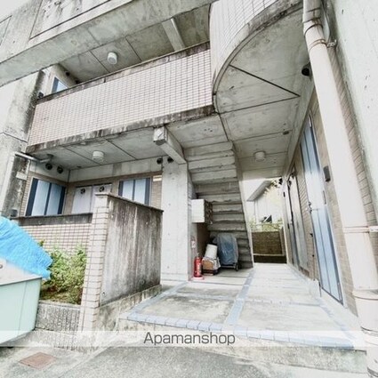 滋賀県栗東市川辺[1R/20.28m2]のエントランス