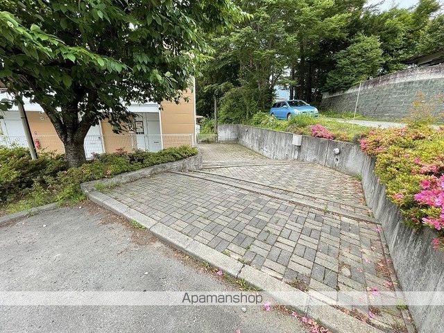 レオパレスみらいの玄関写真