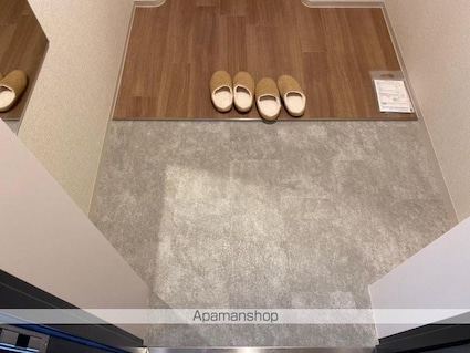 ミュー亀井町[1K/32.58m2]の玄関