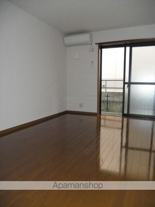 和歌山県和歌山市西小二里３丁目[1K/27m2]のリビング・居間1