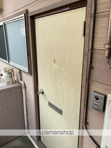 コーポ泉の玄関写真
