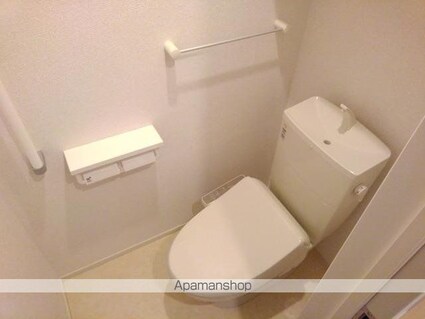 山梨県甲府市下飯田２丁目[2LDK/56.78m2]のトイレ