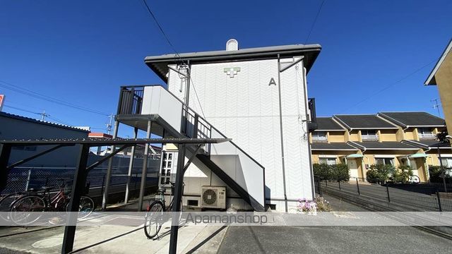 コーポ中井A棟の外観写真
