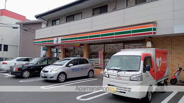 ワールドホンダ福岡ビルの周辺写真