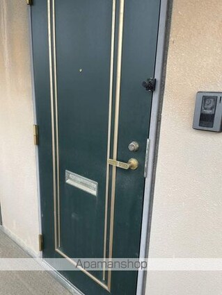 ロイヤルハイツコニーズⅠ[3LDK/60.2m2]のエントランス