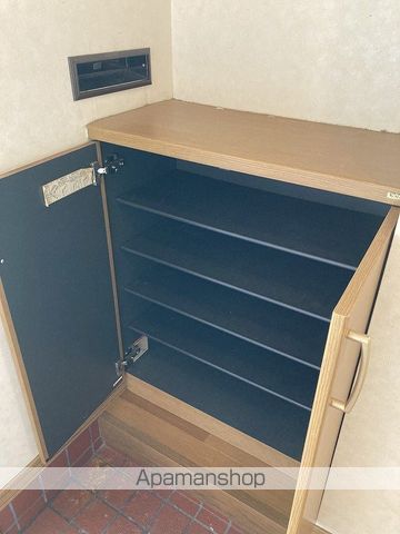 アトラクティブシェルターの内装写真