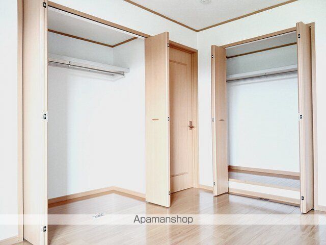 メゾン アルカンシェル Bの内装写真
