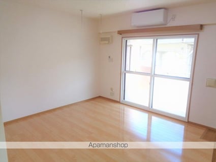 プレシャスクローバー[1R/37.3m2]の内装