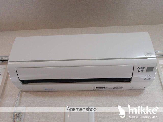 シャインポート屋島IV B棟の内装写真