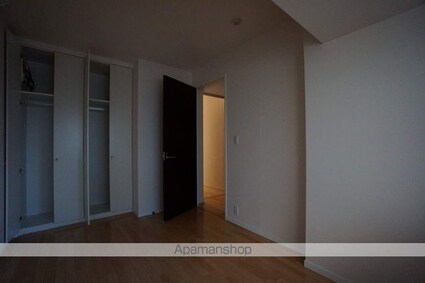 パークアクシス金山ＷＥＳＴ[3LDK/64.32m2]のリビング・居間3