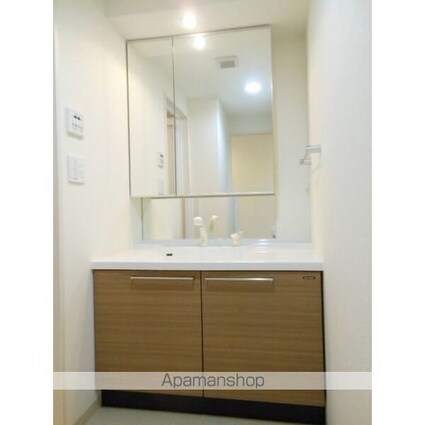 ＫＤＸ泉レジデンス[2LDK/66.46m2]の洗面所