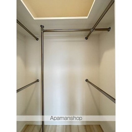 アジールコート練馬中村橋[2LDK/44.72m2]の収納