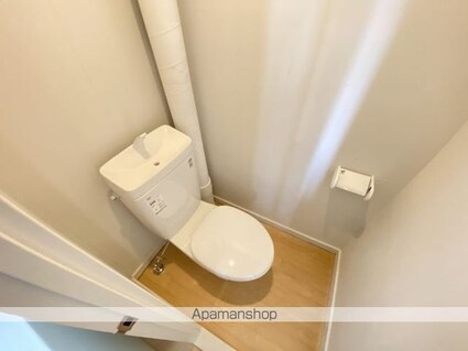 ヴィラナリー函館６号棟（ヴィラナリーハコダテロクゴウトウ[3DK/61.12m2]のトイレ