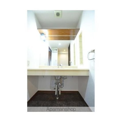 綾東ヴィレッジ弐番館[2LDK/66.19m2]の洗面所