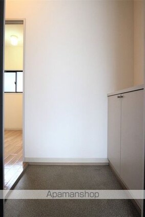 ディアスＳ・Ｓ　Ａ棟[3DK/57.4m2]の玄関