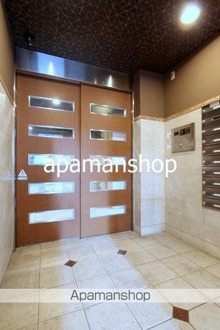 レジェンドール堺筋本町の玄関写真