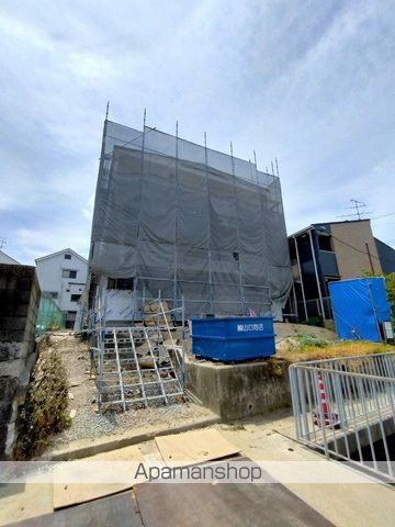 ピレーネ一津屋の外観写真