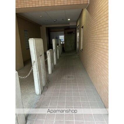 サン・笹安ビル[2K/40.45m2]のエントランス