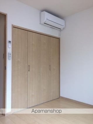 クレセント中野[1K/17.6m2]のリビング・居間2