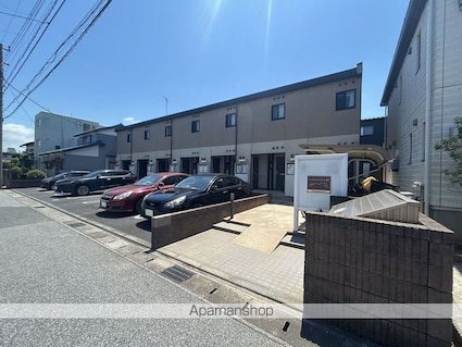 レオパレスブルーカナリア[1K/23.61m2]の外観1