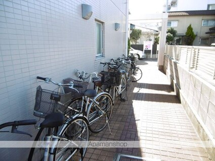 ロイヤルヒルズ銀杏町[1DK/24.9m2]の共用部2