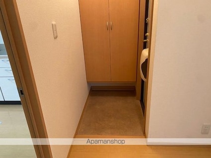 Ａｌｂａｘ　Ｂ[1LDK/45.42m2]の玄関