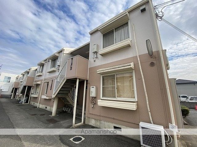 ホワイトタウンの外観写真