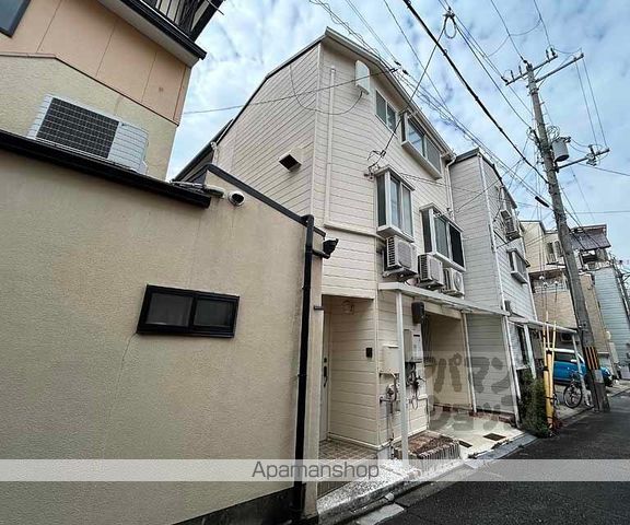 阪急電鉄京都線 西院駅 徒歩7分 3階建 築37年の外観写真
