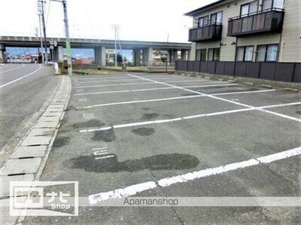 フォブール本大[2DK/44.72m2]の駐車場