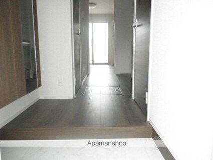 メープル[1K/30.28m2]の玄関