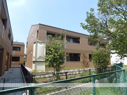 埼玉県日高市大字鹿山[1LDK/36m2]の外観2