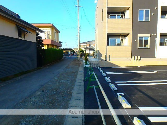 シャイニーの外観写真