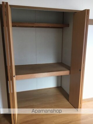 やまなみロイヤルＢ[2DK/46.06m2]の収納