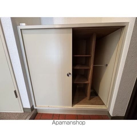 チュリス山鼻南A棟 504の内装写真