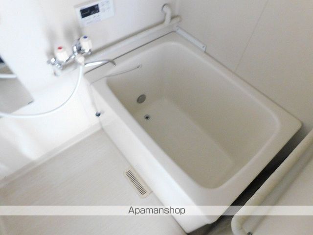 フォーブル湯村B棟の内装写真