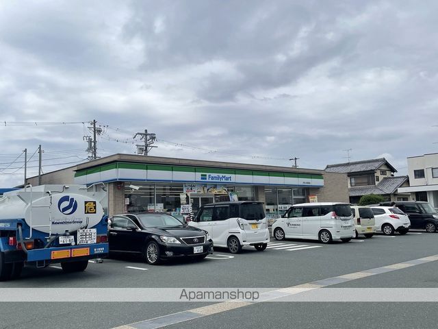 ティアラVIIIの周辺写真