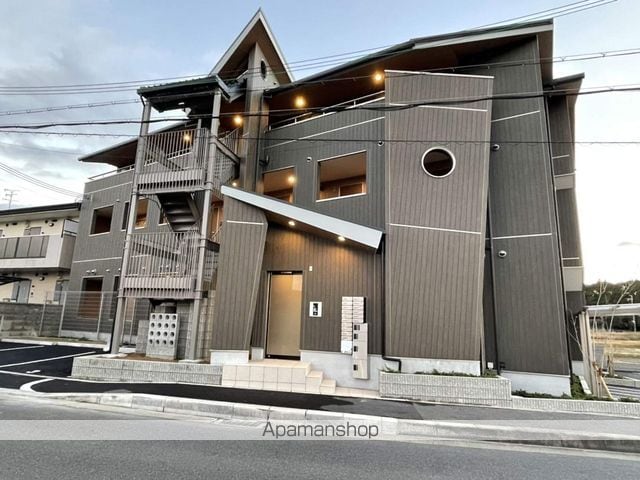シャンテー長尾の外観写真