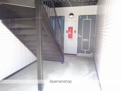 マリンヒルズ２１[1DK/34.78m2]のエントランス1