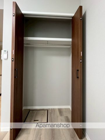 Avantiの内装写真