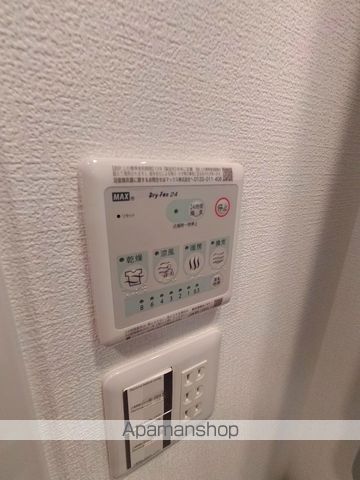 ADVANCE江坂ラシュレの内装写真