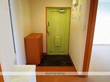 モナフォレスト[2LDK/50m2]の玄関