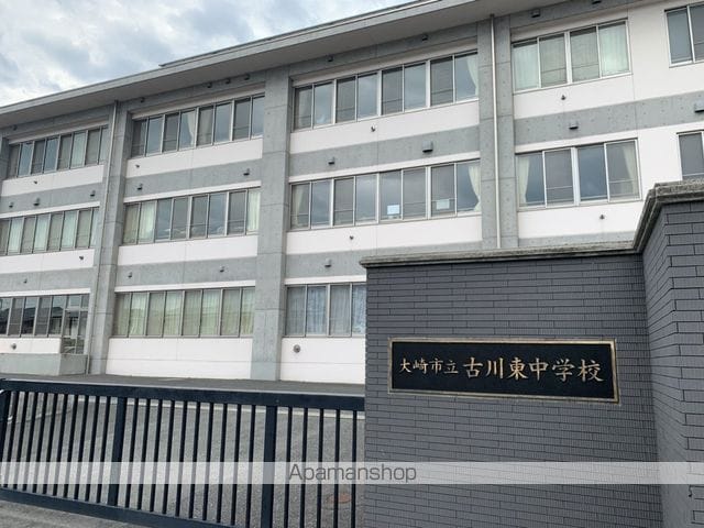 ANNEX IIの周辺写真
