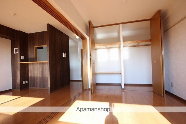 エクセレント小山の内装写真