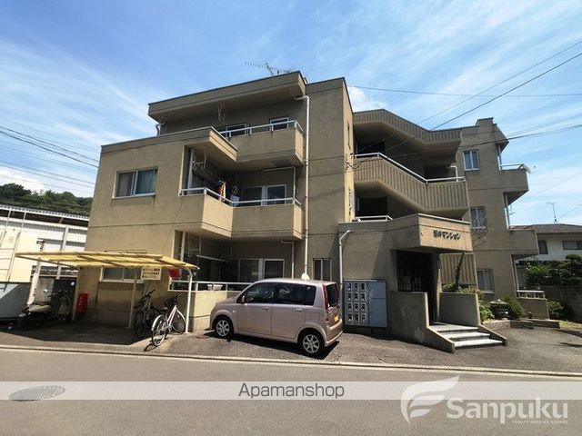 浅井マンションの外観写真