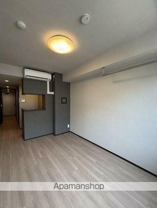 グローリオシェルト四谷坂町[1R/24.18m2]のリビング・居間
