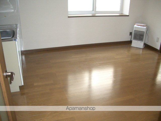 PLATZ澄川の内装写真