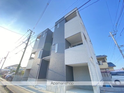 ＣＢ吉川ファシリス[1K/22.15m2]の外観1