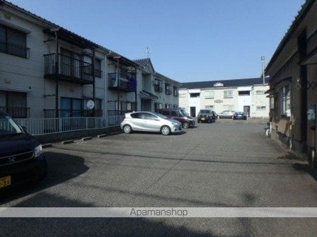 アクセスの外観写真