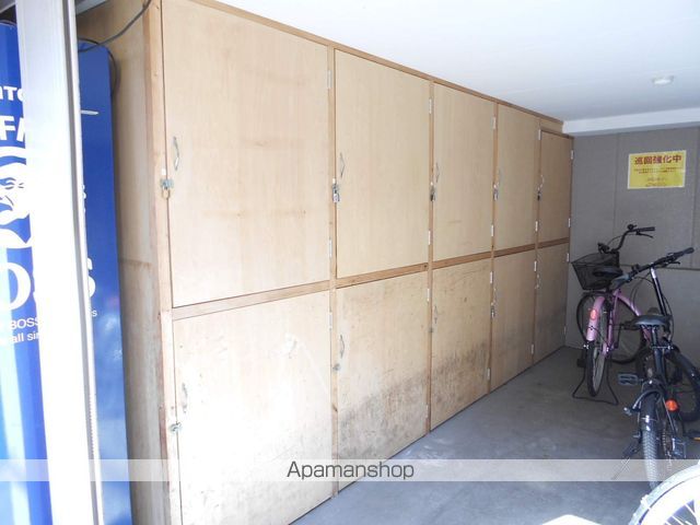 エポック南7条館の玄関写真