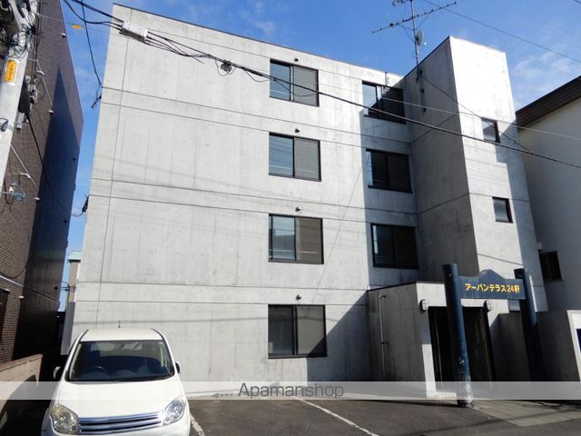 アーバンテラス二十四軒の外観写真